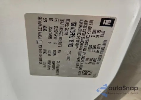 2018 GMC Savana G2500 z USA, uszkodzony, nr VIN 1GTW7BFP2J1167655